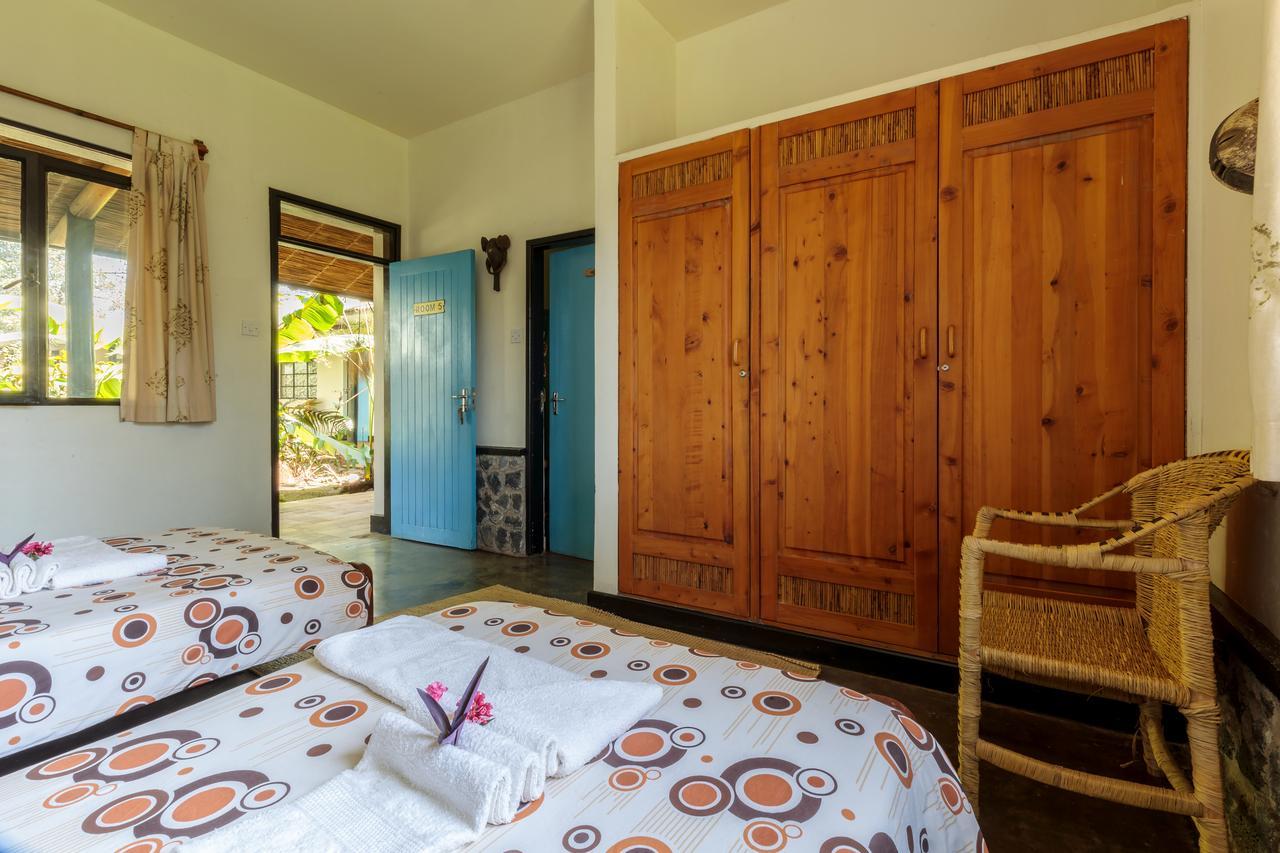 Travellers Rest Hotel Kisoro 外观 照片